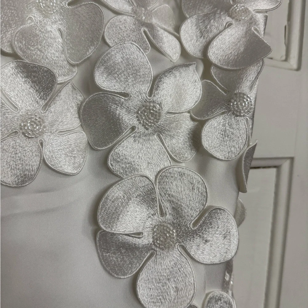 JW PEI White Strapless Dress with Elegant Silhouette - Picture 9 of 11